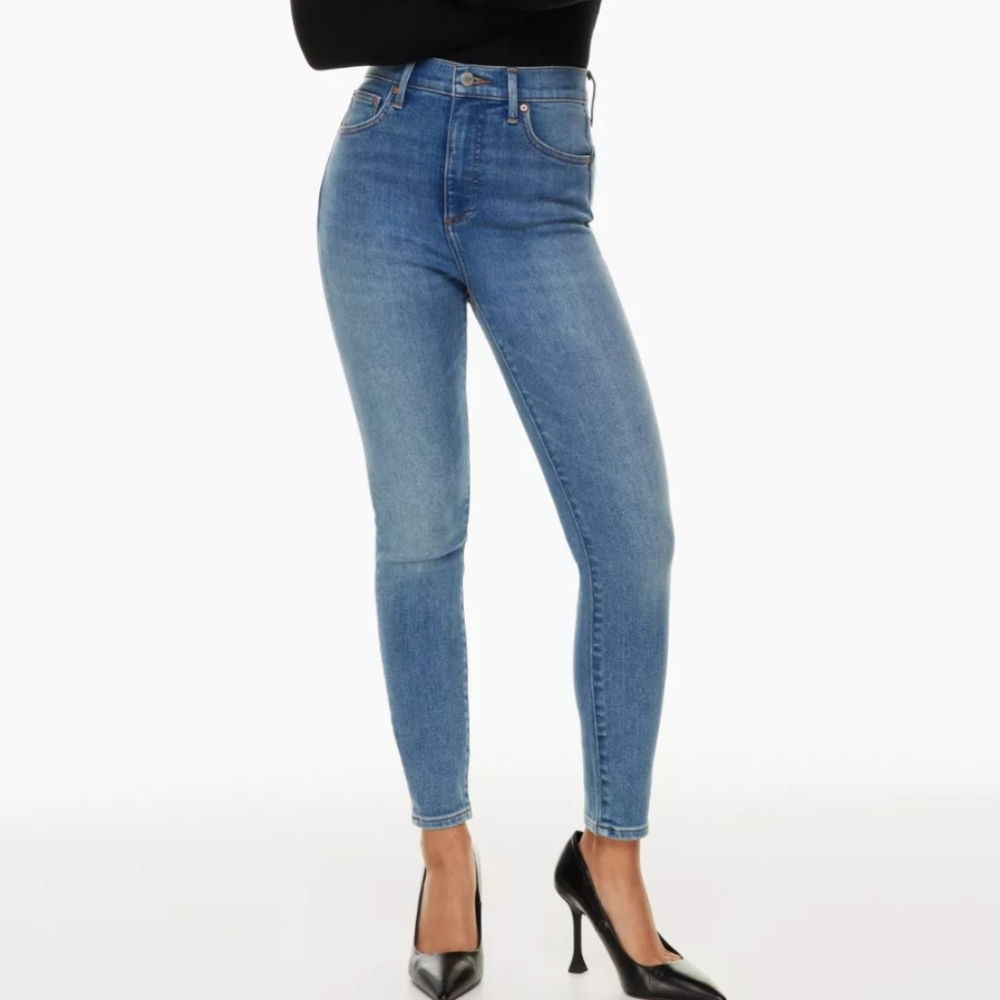 💛 Aritzia's Denim Forum Lola Jeans